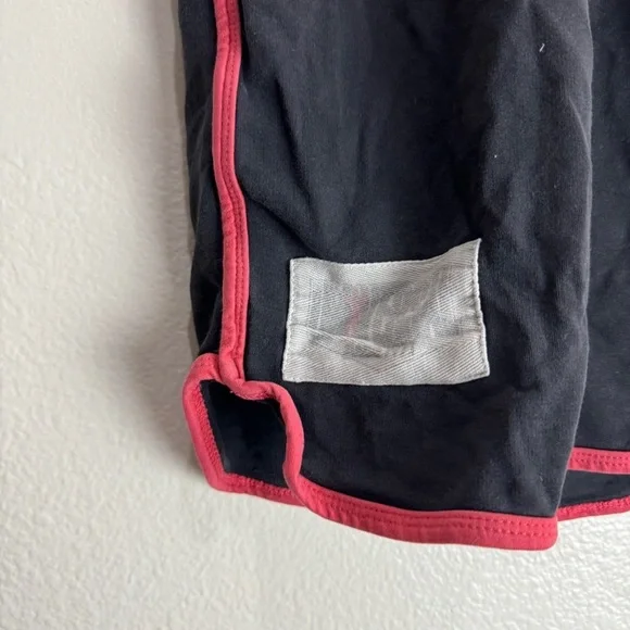 Animal Universal Bodybuilding Vintage Shorts Size XL